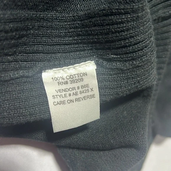 Adolfo sweater - Picture 5 of 8